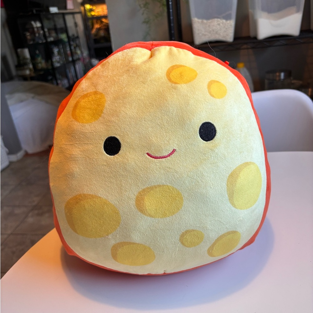 Mannon Gouda Cheese Squishmallow